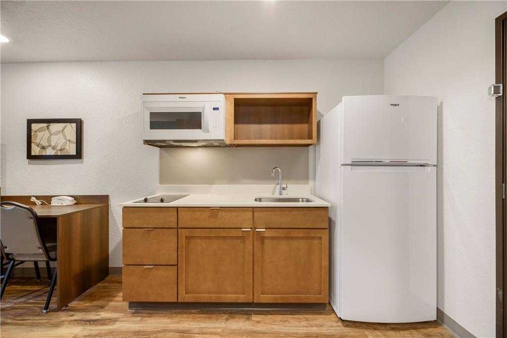 WoodSpring Suites Orlando I 4 & Convention Center - photo 19