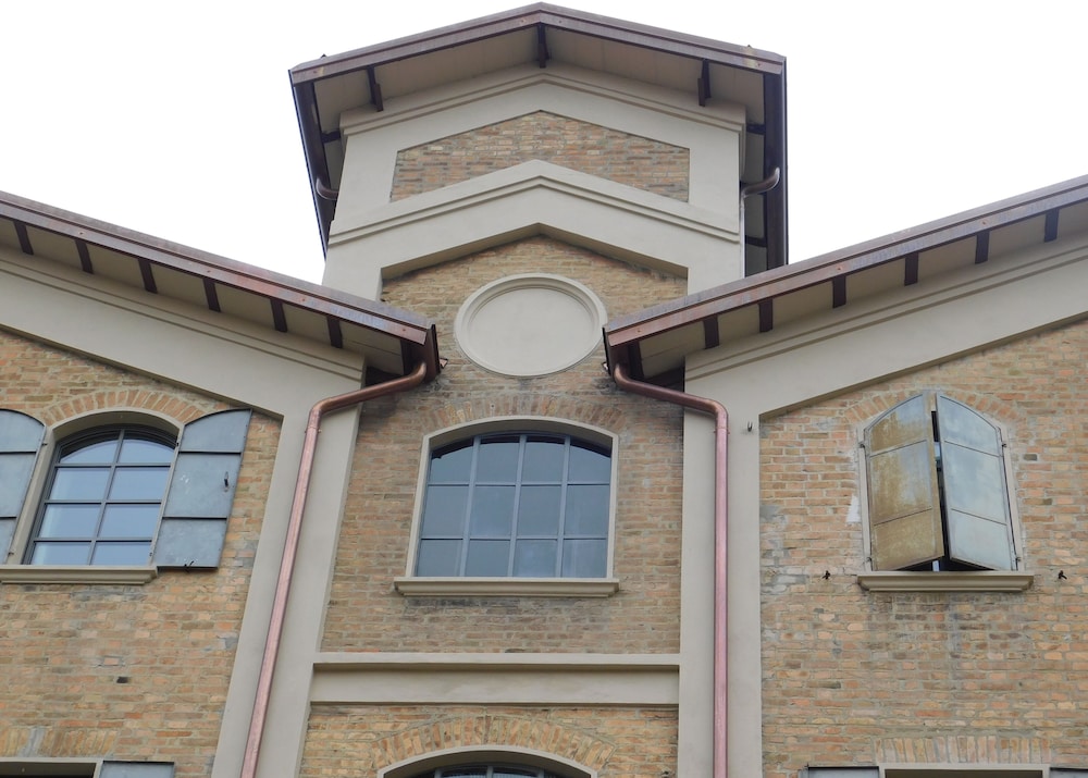 Piumaviola in Parma, Italy