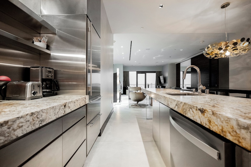 StripViewSuites at Palms Place Penthouses - photo 92