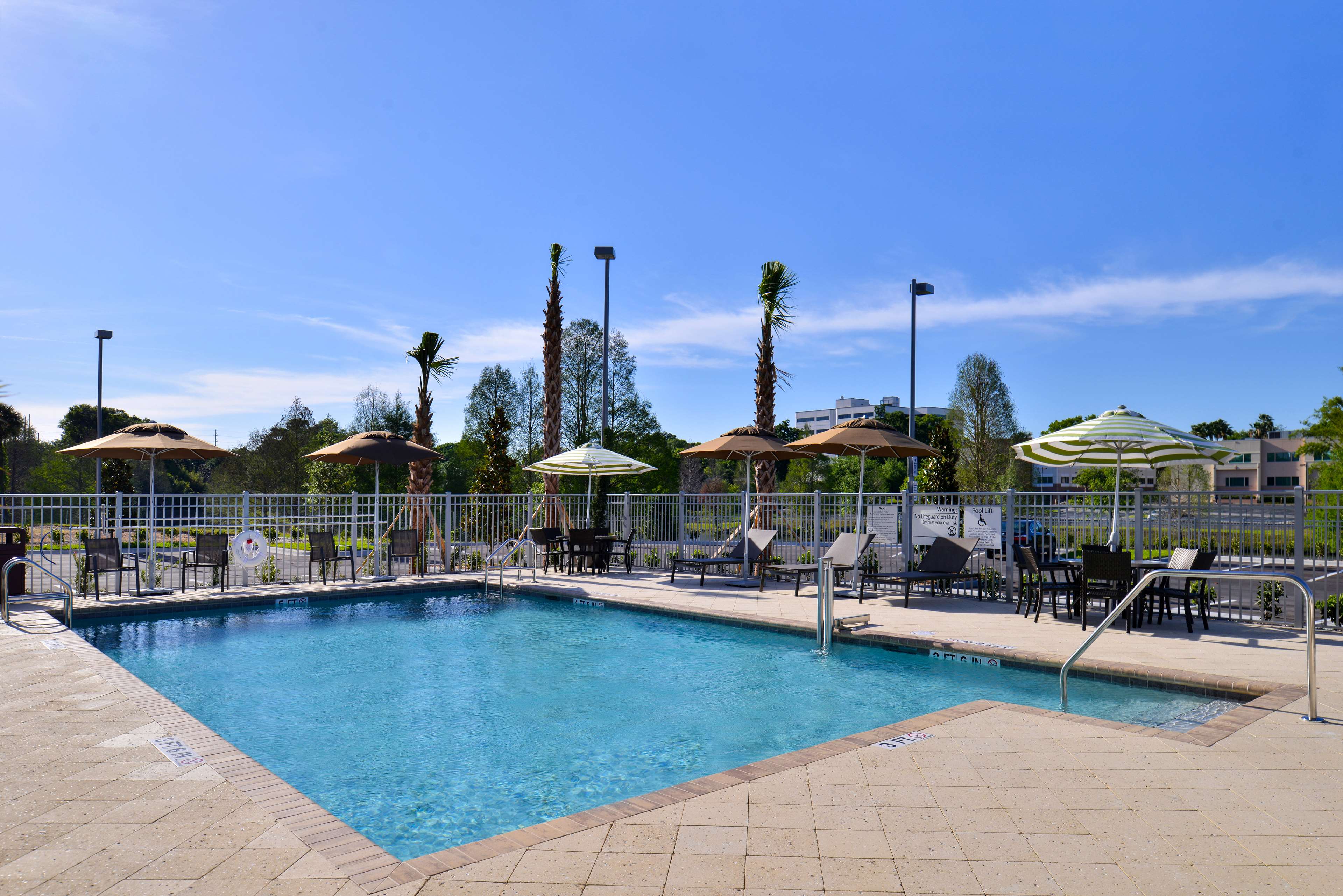 Hampton Inn & Suites Orlando Downtown South Medical Center - photo 7