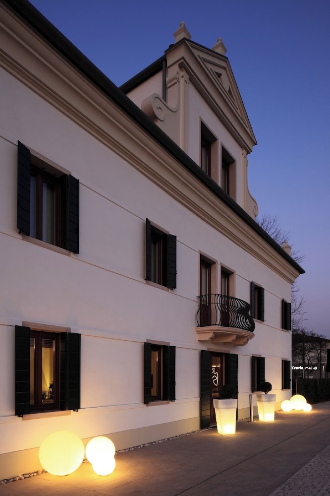Relais Ca' Sabbioni — 5-Star Luxury Hotel in Venice, Italy