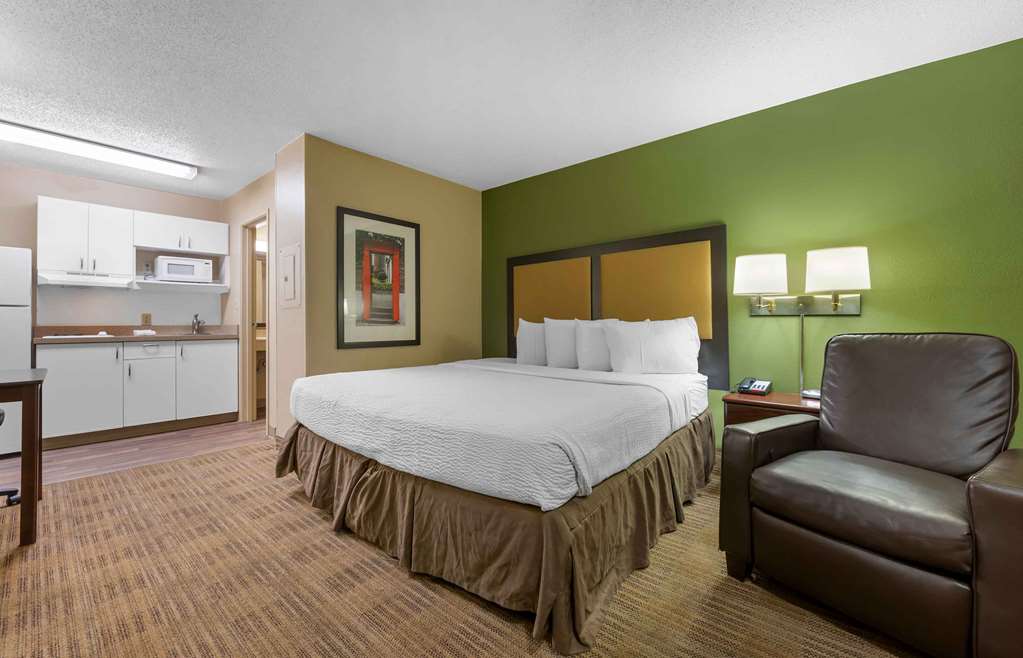 Extended Stay America Suites Washington DC Germantown Town C - photo 15