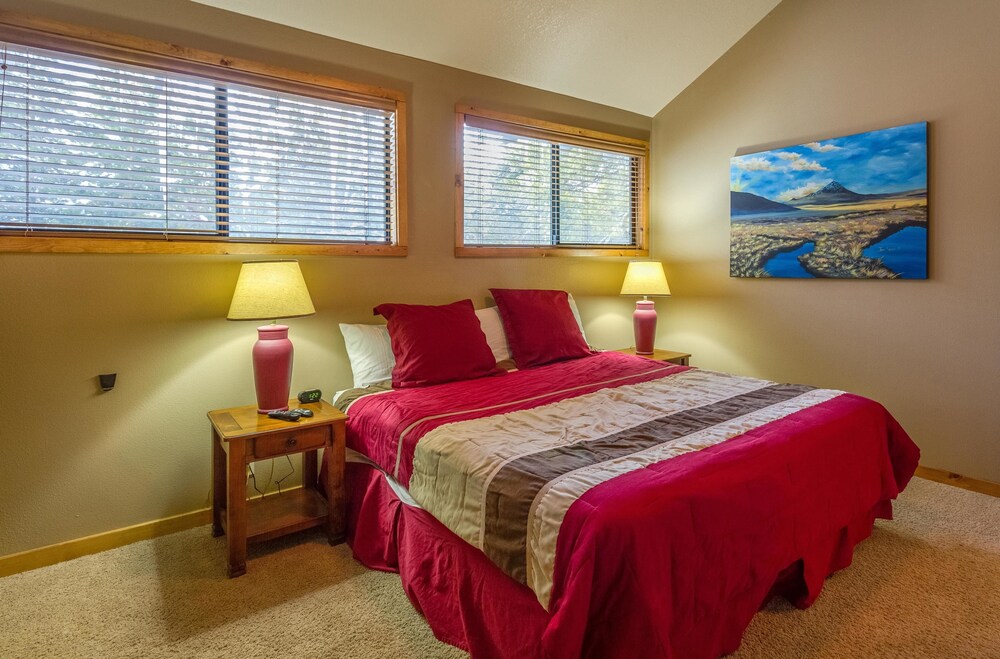 Lark 11 — 4-Star Luxury Hotel in Bend, United States