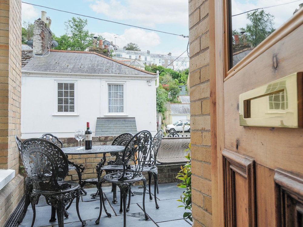 Albert House — 4-Star Luxury Hotel in Looe, United Kingdom