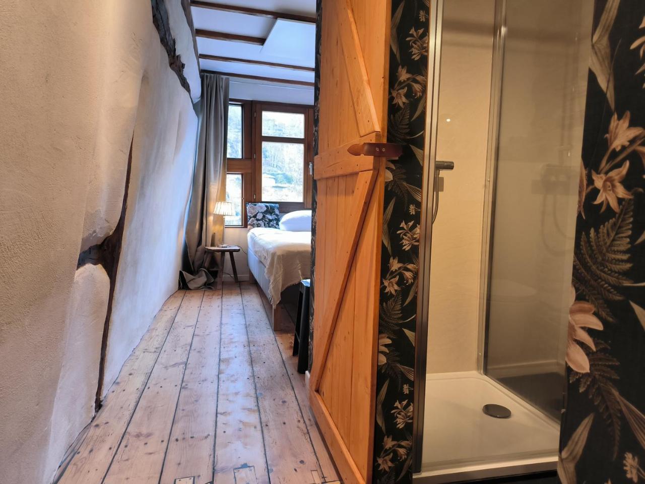 petite maison am Mühlenberg — 4-Star Luxury Hotel in Monschau, Germany