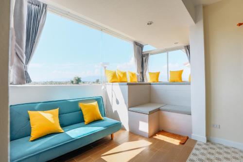 Glass House Mountain View Near Airport City — 4-Star Luxury Hotel in Chiang Rai, Thailand
