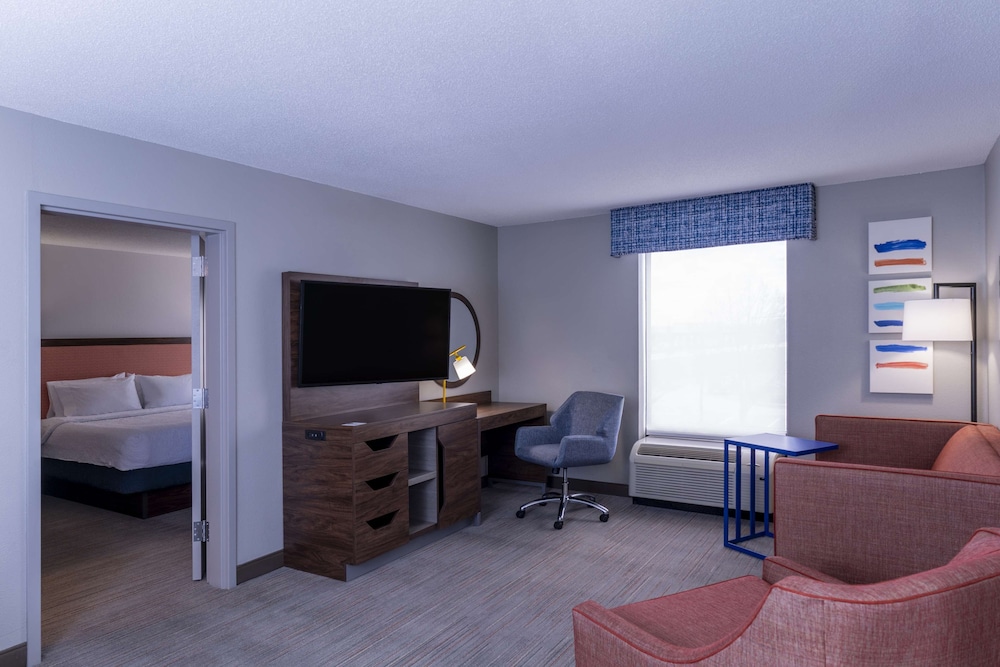 Hampton Inn & Suites St. Louis Chesterfield - photo 15