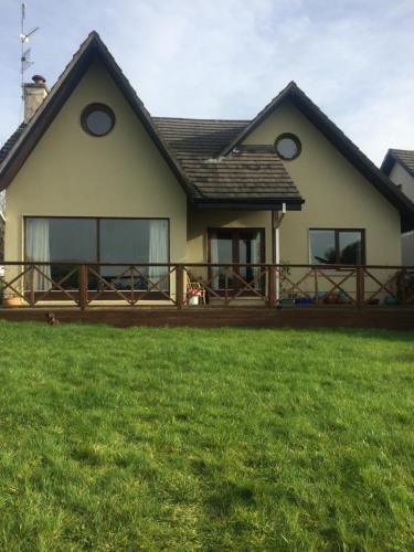 Skylark - carbon neutral hotel in Killaloe