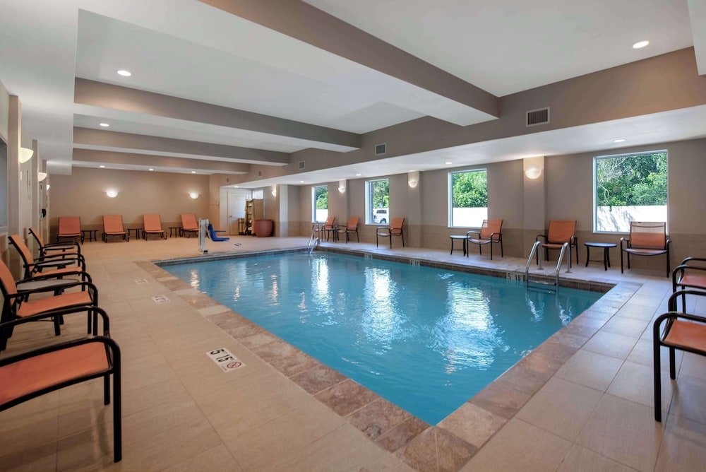Hampton Inn & Suites Harvey New Orleans West Bank - photo 27