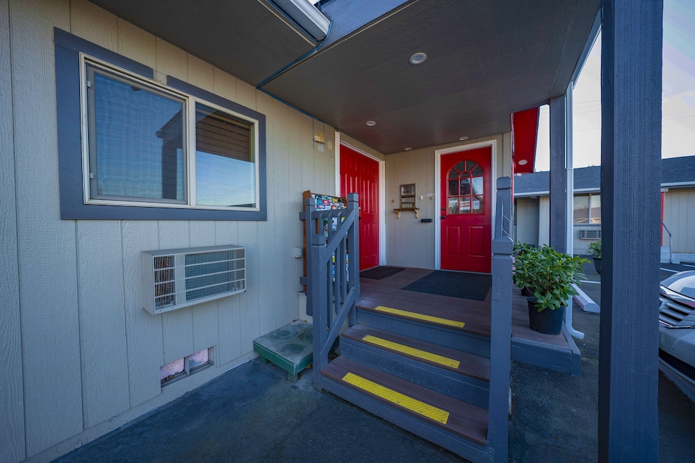 Oyo Hotel Portland Or Near Airport - photo 7