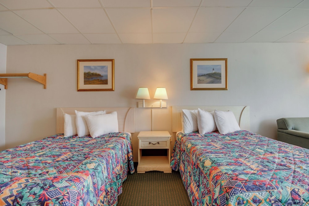 Surf Inn Suites - photo 8