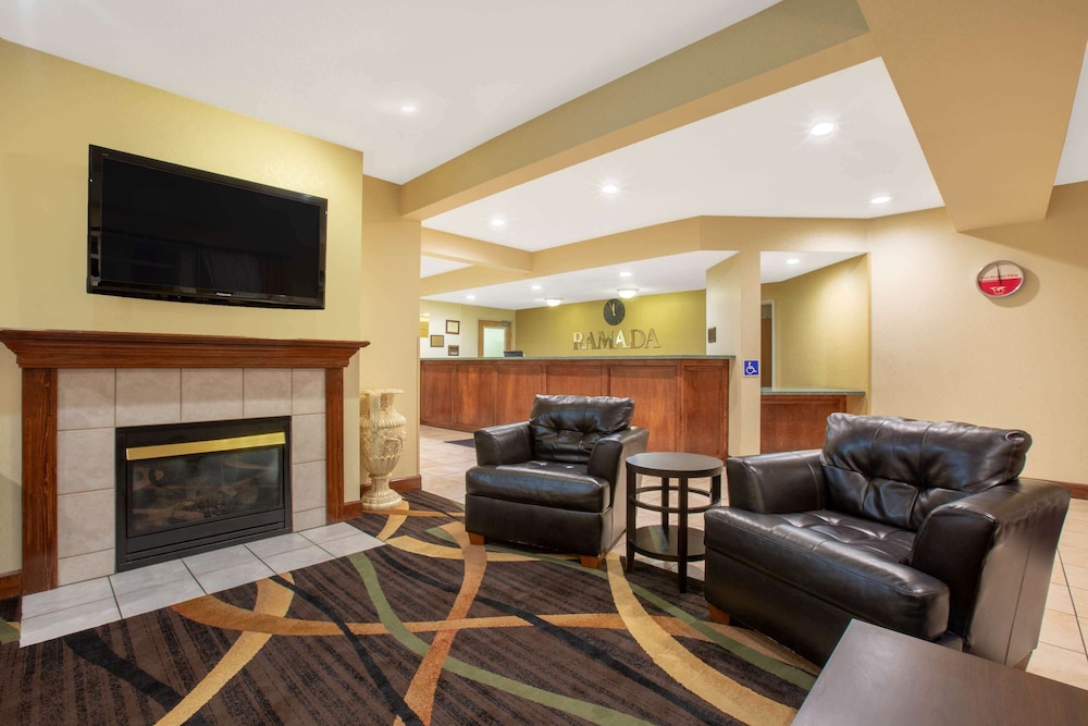 Holiday Inn Express Redding North by IHG - photo 40