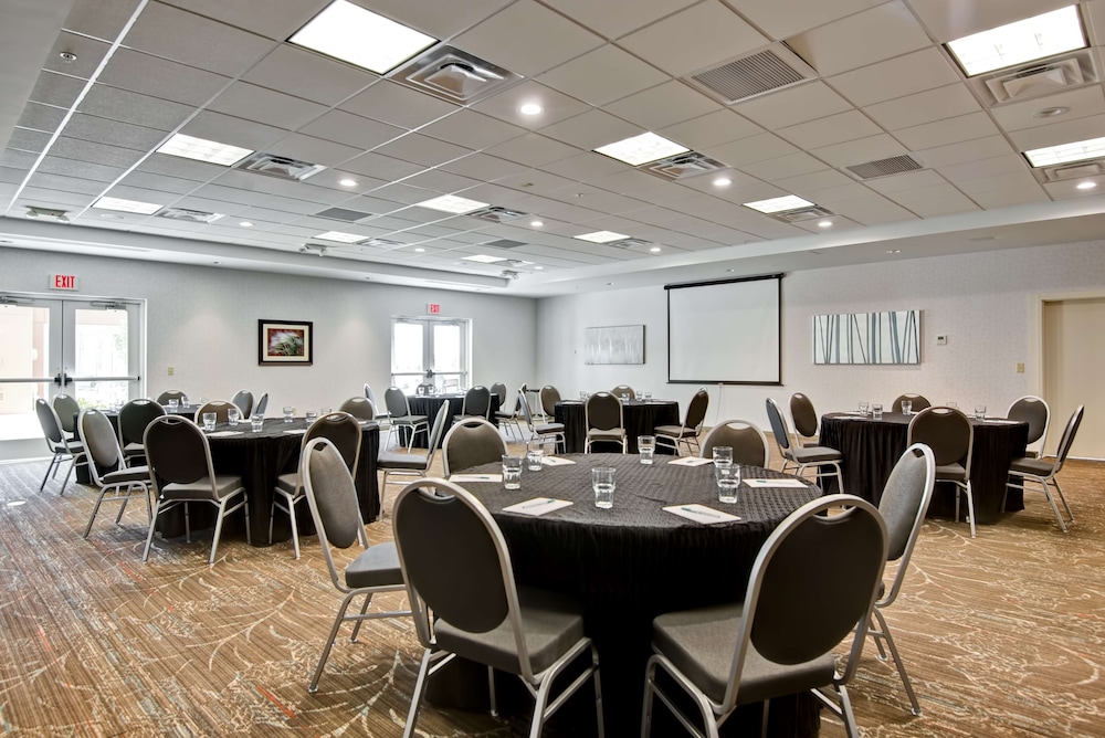 Homewood Suites by Hilton Greeley - photo 30