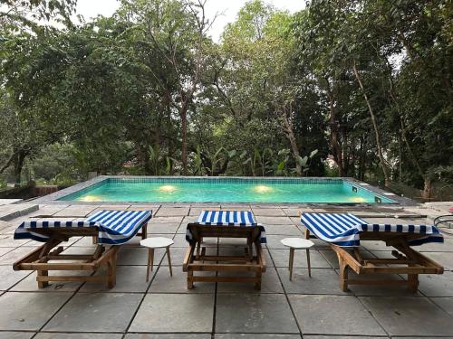 Independent Villa with private pool in Siolim Goa — 4-Star Luxury Hotel in Mormugao, India