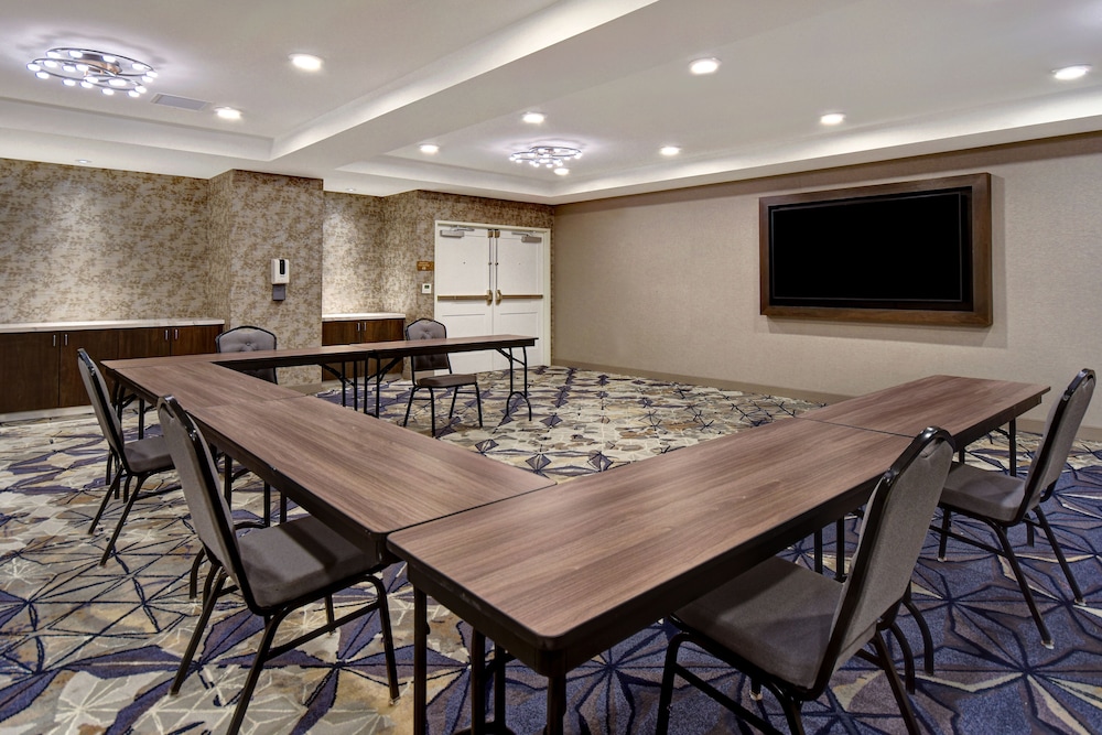 TownePlace Suites by Marriott Las Vegas Airport South - photo 39