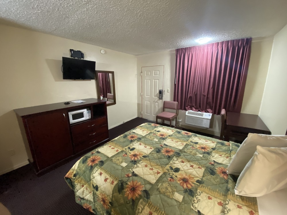 Century inn motel - photo 8