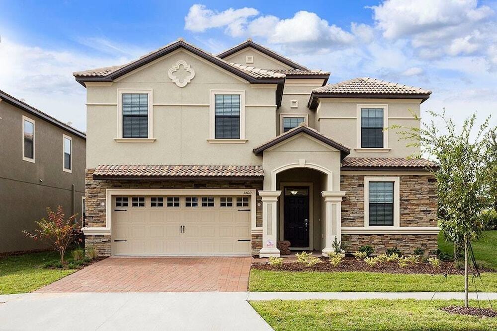 Starmark Luxury Collection Mansions at ChampionsGate - carbon neutral hotel in Four Corners