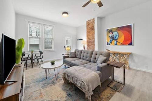 Charming Mt. Adams 1BR Near Downtown & Stadiums — 4-Star Luxury Hotel in Cincinnati, United States