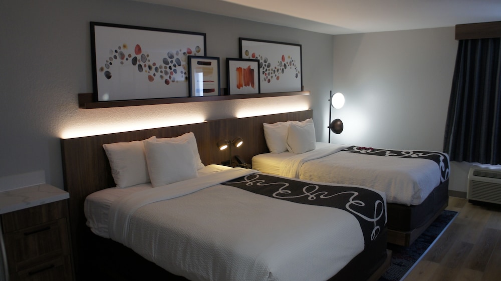 Hawthorn Extended Stay By Wyndham Knoxville - photo 7