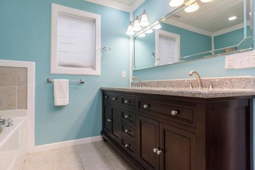 Diamond In The Rough by Oak Island Accommodations - photo 25