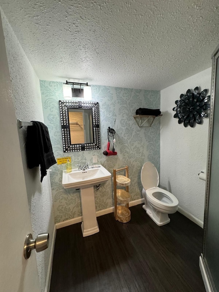 The Village Inn Hotel - photo 63