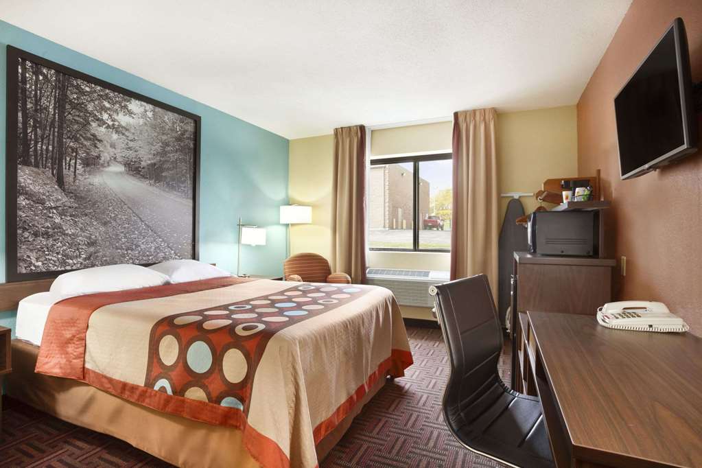Super 8 by Wyndham Alton - photo 6