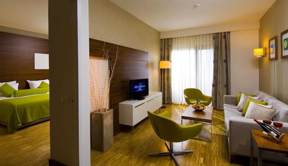 Tuyap C1 Suite — 4-Star Luxury Hotel in Istanbul, Turkey