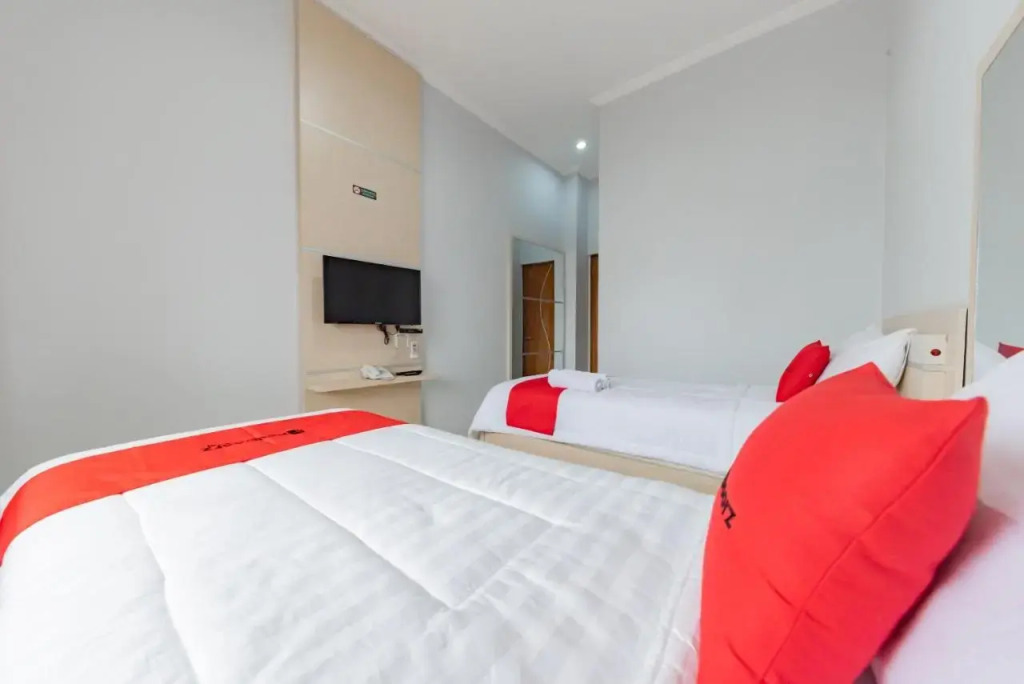 RedDoorz at Kandaga 80 near Stadium Arcamanik