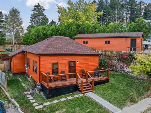 JoLee Pines Close to Attractions Great View in Lead, United States