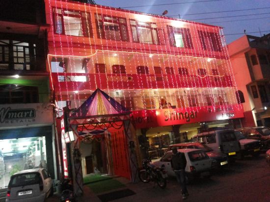 Hotel Shingar Mandi in Mandi, India