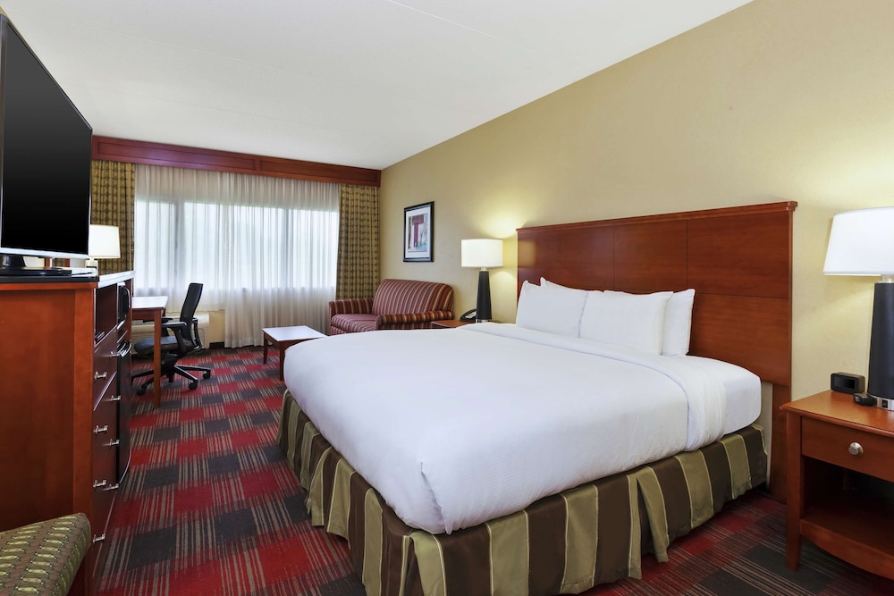 DoubleTree by Hilton Holland - photo 14