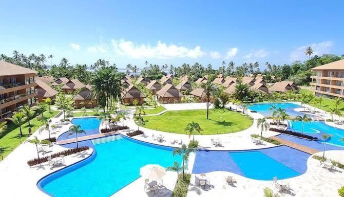 Flat Encantador Na Praia Dos Carneiros — 4-Star Luxury Hotel in Tamandare, Brasil