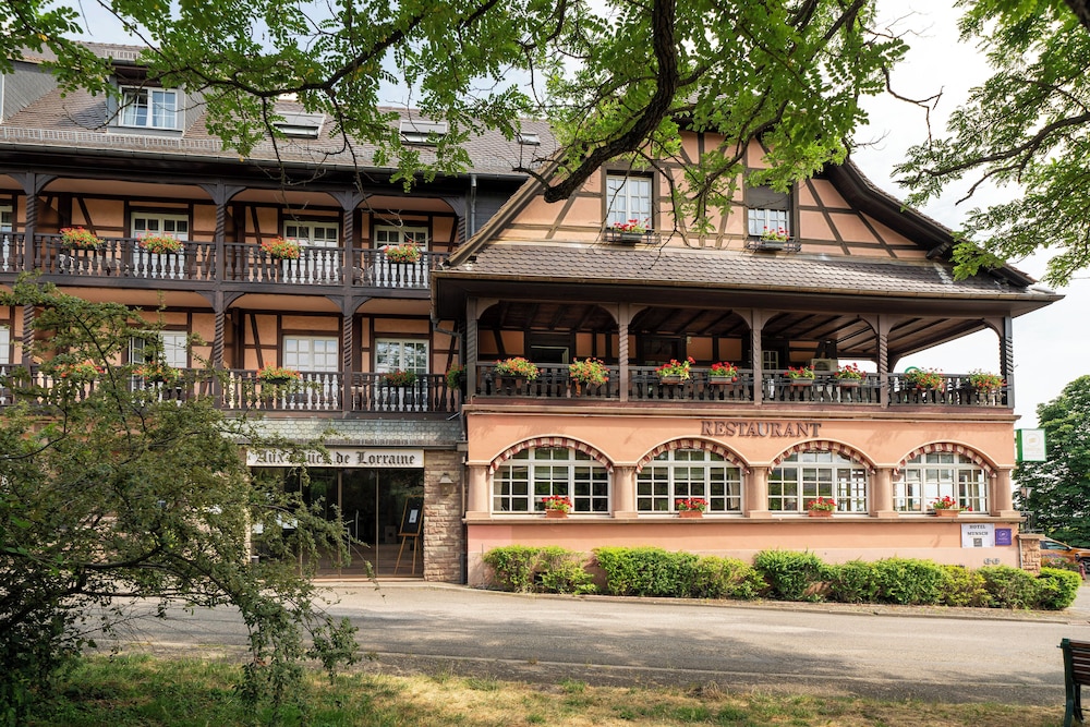 Hotel Munsch - carbon neutral hotel in Saint-Hippolyte-Du-Fort