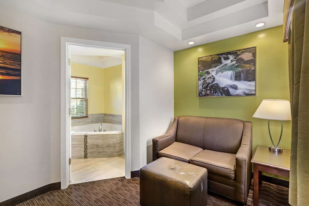 Best Western Plus Cold Spring - photo 31