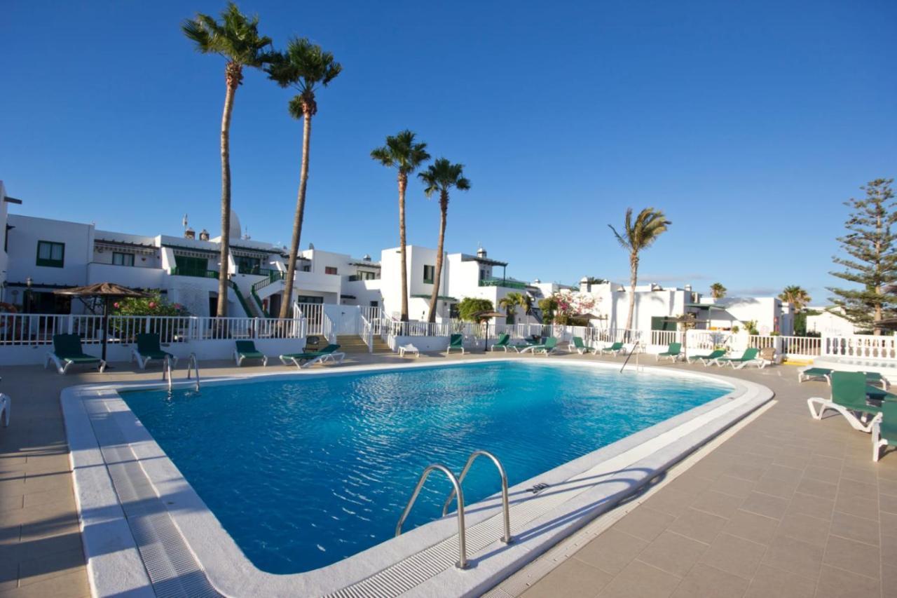 Club Valena 3 modern apartment Wifi close to amenities beach at Matagorda — 4-Star Luxury Hotel in Puerto Del Carmen, Spain