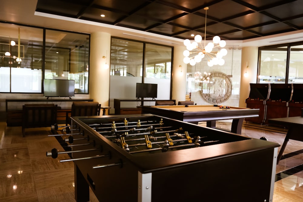 Sports bar