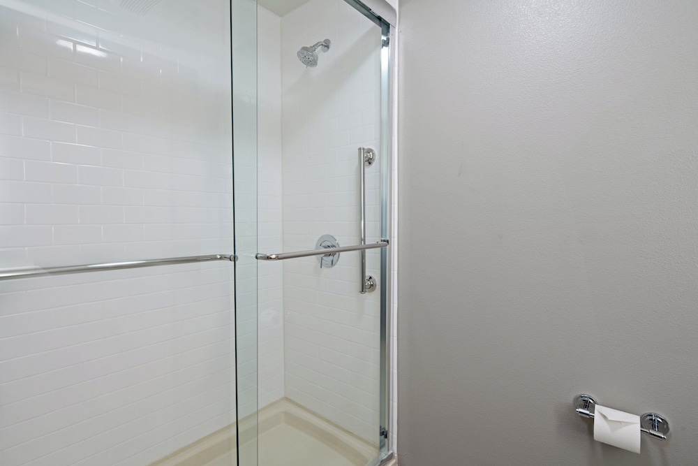 Staybridge Suites Long Beach Airport by IHG - photo 20