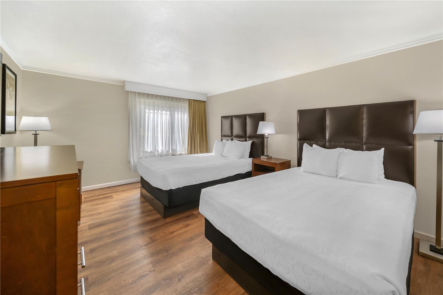 Best Western Plus Northwoods Inn - photo 44