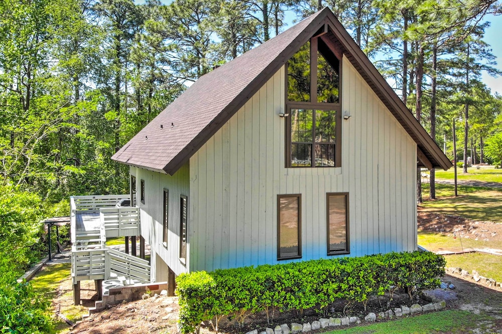 Brookeland Resort Cabin with Golf and Lake Access - photo 29