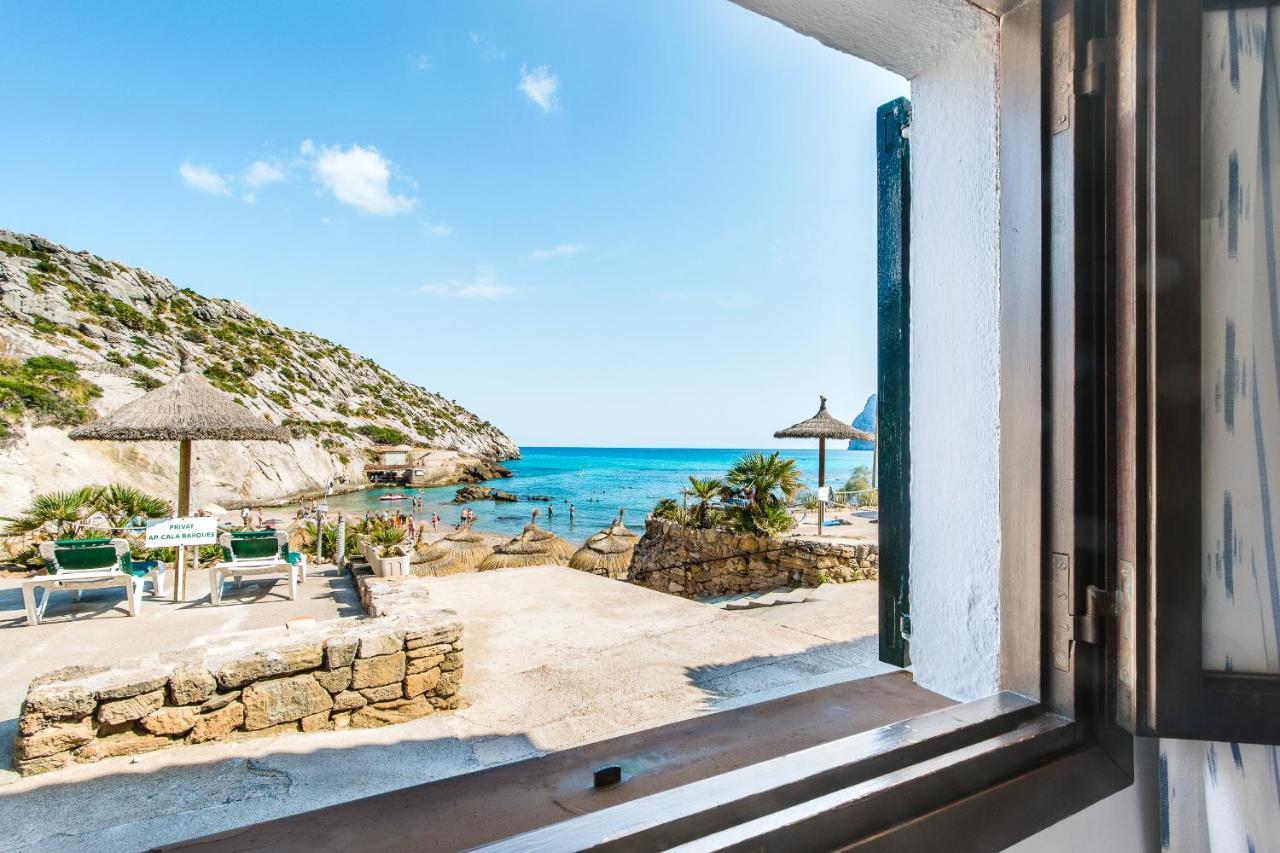 Blue Fisherman House 2 — 4-Star Luxury Hotel in Pollenca, Spain