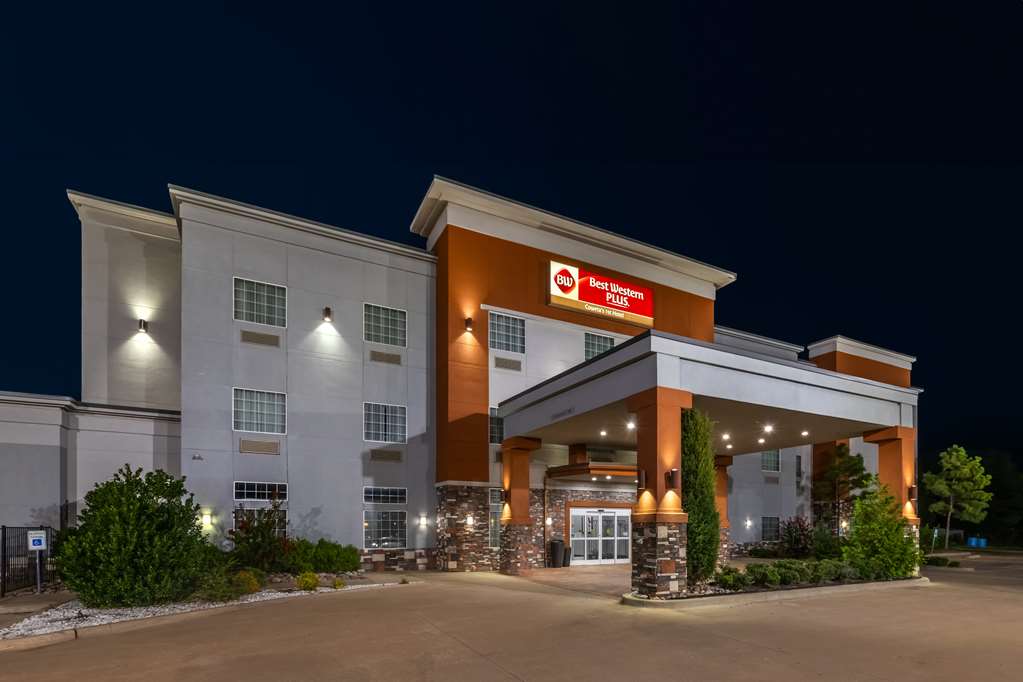 Best Western Plus Coweta's 1st Hotel - photo 10