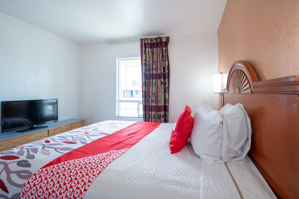 Budget Inn Madras - photo 25