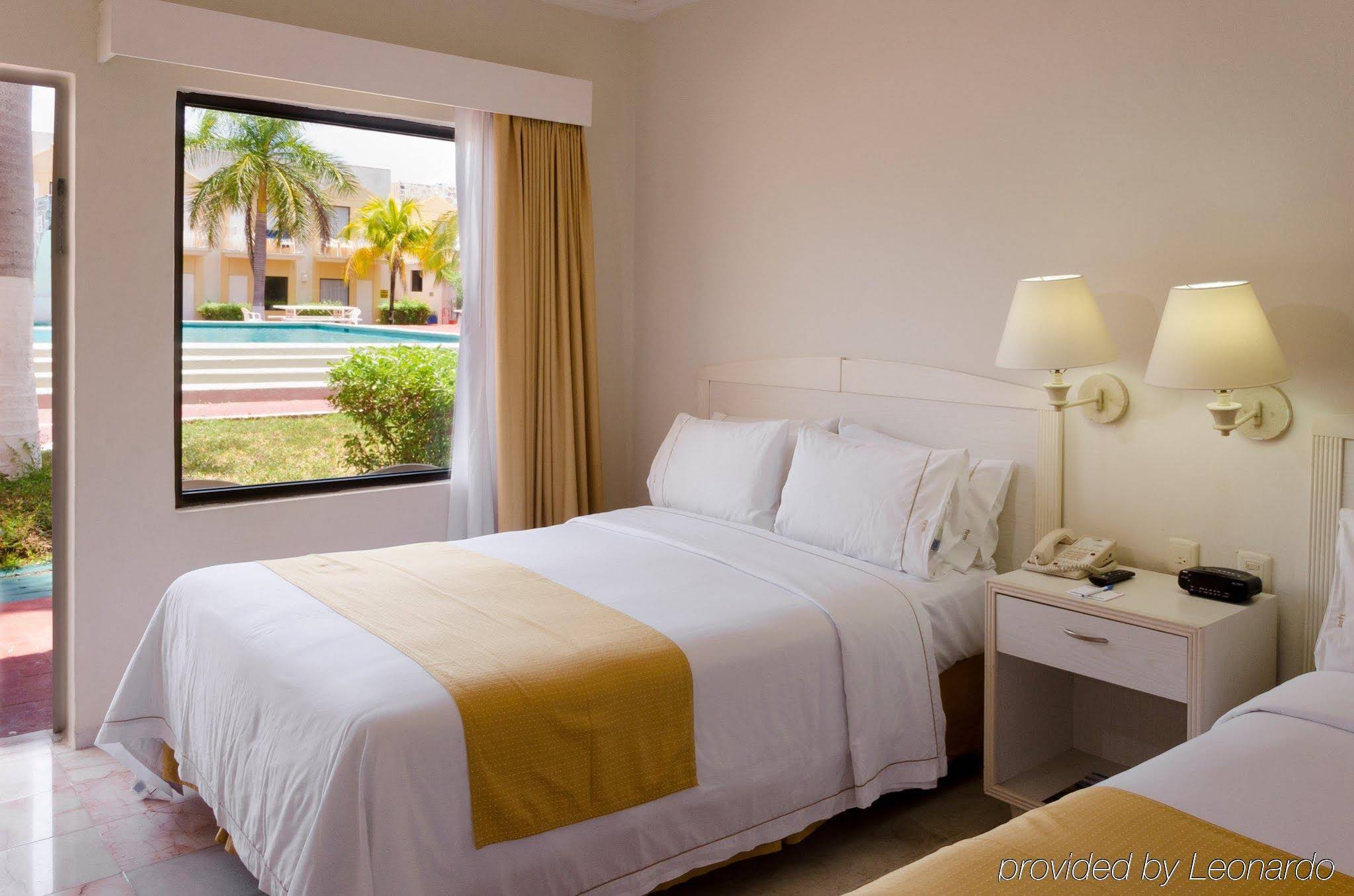 Holiday Inn Express Cancun in Cancun, Mexico