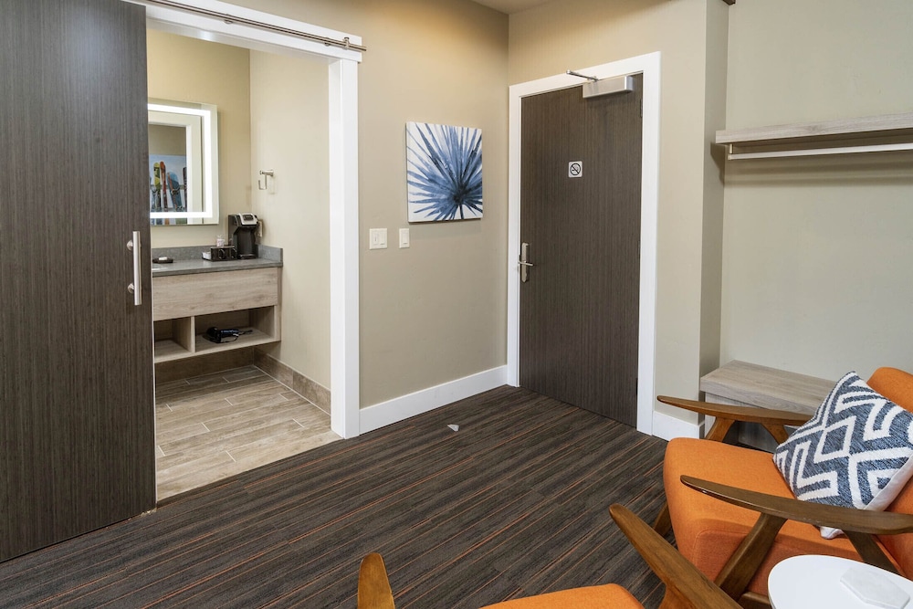 Ski Inn Taphouse Hotel - photo 12