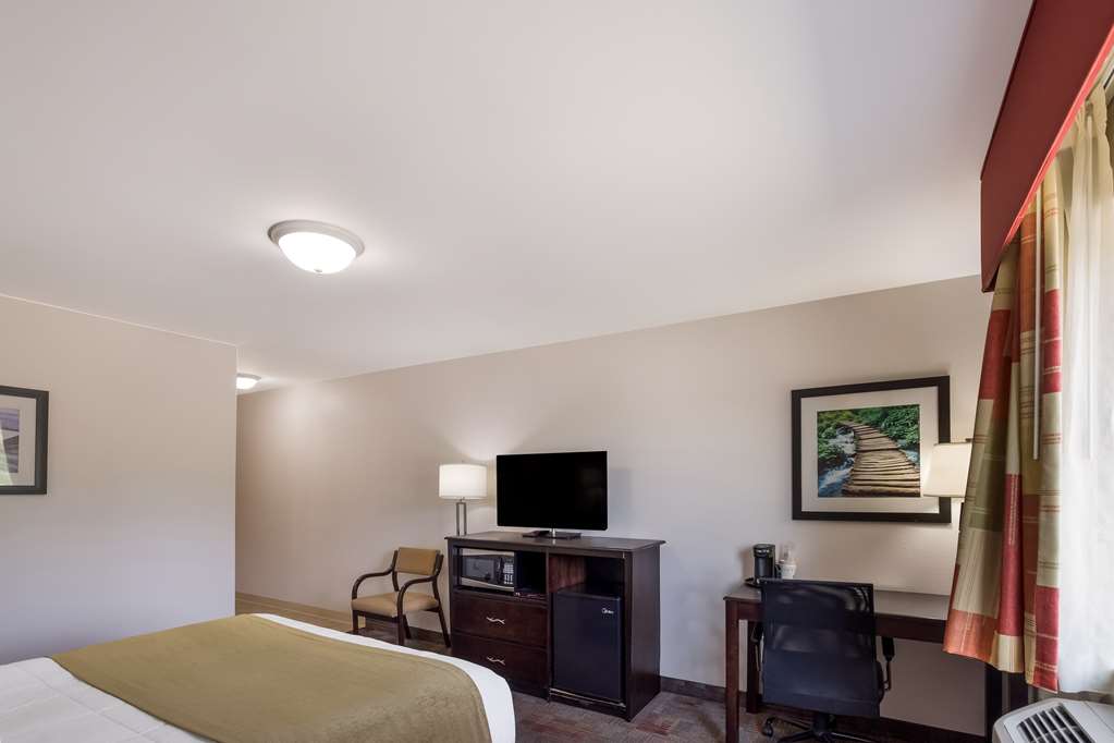 SureStay Hotel by Best Western Whittington Rend Lake - photo 17