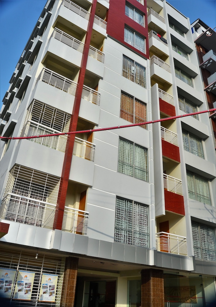 Hotel Pink Shore in Cox's Bazar, Bangladesh