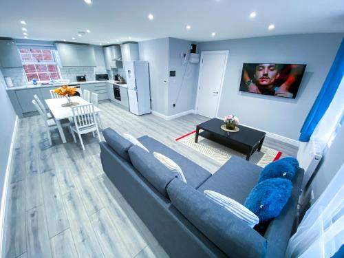 Spacious 2 Bedroom Flat in London F3 — 4-Star Luxury Hotel in London, United Kingdom