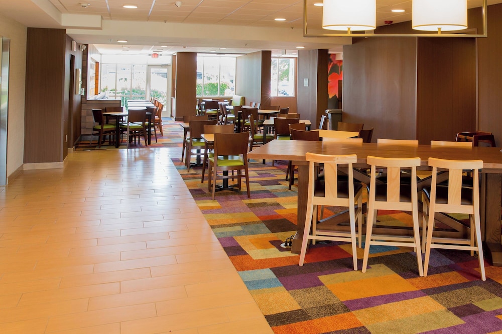 Fairfield Inn & Suites by Marriott Lumberton - photo 38
