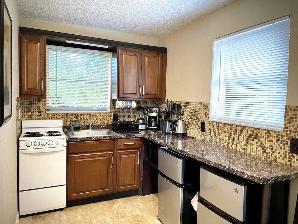 Sheridan Suites Apartments Hotel - photo 77