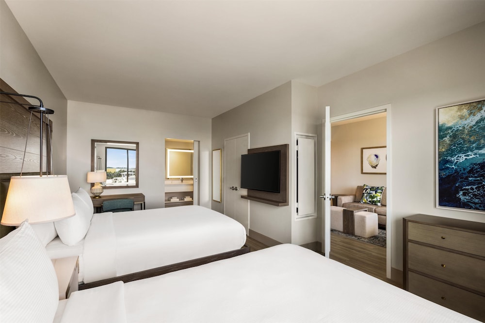 Embassy Suites by Hilton Panama City Beach Resort - photo 25